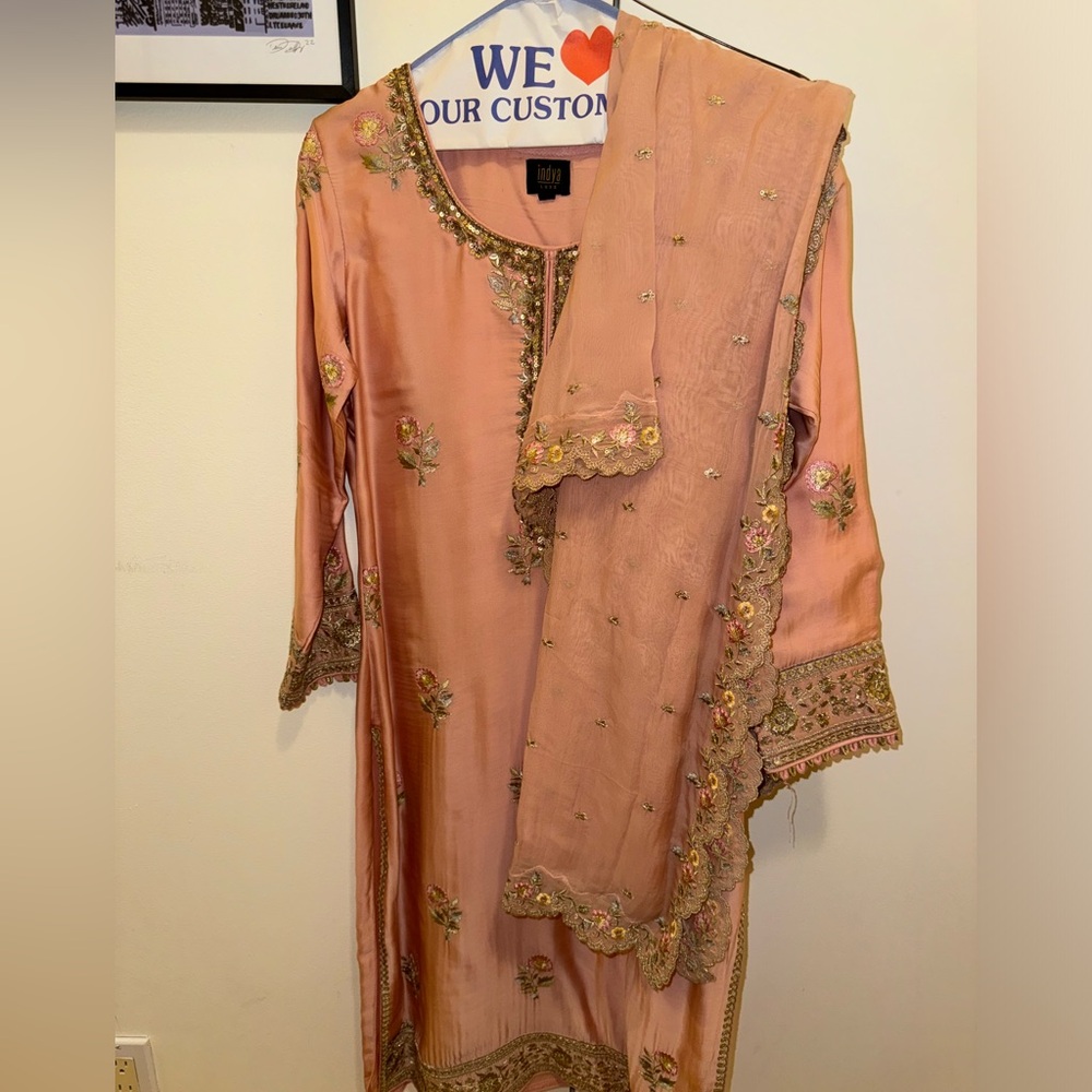 Pastel Pink Thread Embroidered Kurta Set With Pants And Dupatta - Picture 2 of 5